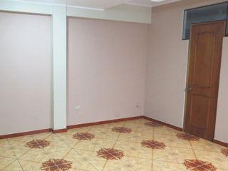 Foto 19 de CASA 3 PISOS EN VENTA 150 M2 CALLE SAGITARIO - ATE