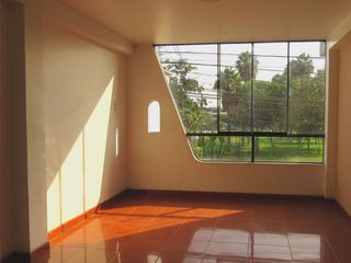 Foto 24 de CASA 3 PISOS EN VENTA 150 M2 CALLE SAGITARIO - ATE