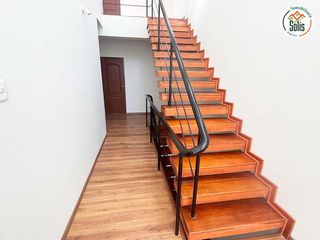 Foto 3 de SOLÍS VENDE MODERNA CASA CERCA DEL COLEGIO DAVY COLLEGE, CAJAMARCA.(117)