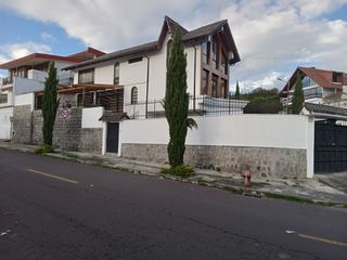 Foto 4 de Rento Amplia Casa, sector parque Metropolitano, ideal para Restaurantes.