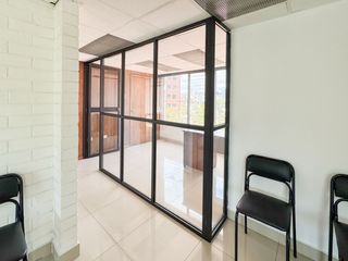 Foto 6 de Oficinas en Renta en Veintimilla y Amazonas – La Mariscal, Quito