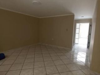 Foto 6 de VENTA CASA 2 PISOS EN URB. PRIMAVERA