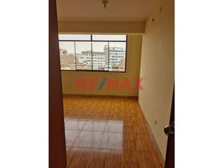Foto 4 de Departamento En Alquiler A Un Increíble Precio