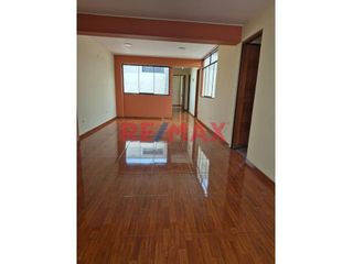 Foto 2 de Departamento En Alquiler A Un Increíble Precio