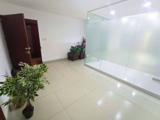 Foto 8 de Alquiler Miraflores PARDO - Oficina de 1 Ambiente con 3 Oficinas - Área: 53.51m²
