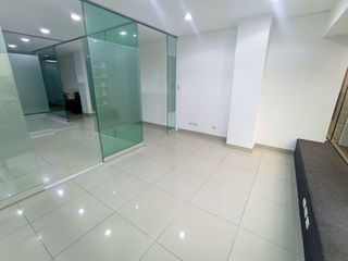 Foto 15 de Alquiler Miraflores PARDO - Oficina de 1 Ambiente con 3 Oficinas - Área: 53.51m²