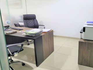 Foto 17 de Alquiler Miraflores PARDO - Oficina de 1 Ambiente con 3 Oficinas - Área: 53.51m²