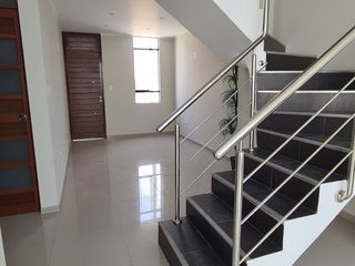 Foto 12 de Casa de estreno en Dunas de La Florida VI Etapa – Diseño moderno y ubicación estratégica