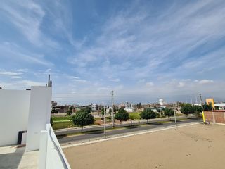 Foto 55 de Casa de estreno en Dunas de La Florida VI Etapa – Diseño moderno y ubicación estratégica