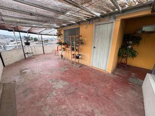 Foto 1 de SE VENDE CASA CON LOCAL COMERCIAL EN EL EMPEDRADO