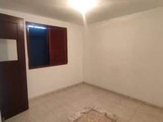 Foto 6 de SE VENDE CASA EN URBANIZACIÓN POMONA