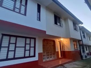 Foto 1 de SE VENDE CASA EN URBANIZACIÓN POMONA