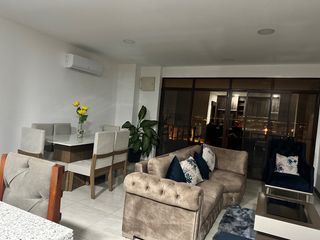 Foto 8 de Moderno departamento amoblado en Manta – 3 dormitorios, vista al mar, piscina, parqueadero, pet friendly – Edificio KATAMAR