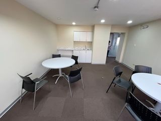 Foto 2 de ALQUILO OFICINAS CON O SIN MOBILIARIO 240m2-EDIF. EMPRESARIAL EN SAN ISIDRO