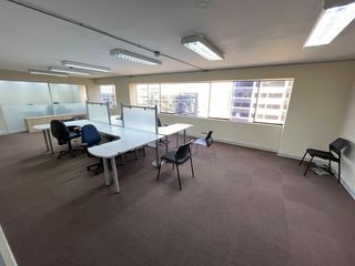 Foto 1 de ALQUILO OFICINAS CON O SIN MOBILIARIO 240m2-EDIF. EMPRESARIAL EN SAN ISIDRO
