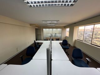Foto 5 de ALQUILO OFICINAS CON O SIN MOBILIARIO 240m2-EDIF. EMPRESARIAL EN SAN ISIDRO