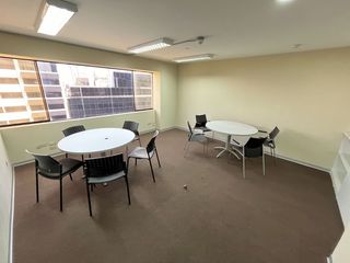 Foto 9 de ALQUILO OFICINAS CON O SIN MOBILIARIO 240m2-EDIF. EMPRESARIAL EN SAN ISIDRO