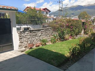 Foto 4 de CASA INDEPENDIENTE EN RENTA PARA EMPRESAS SECTOR BACKER NORTE DE QUITO
