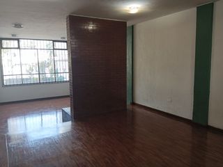 Foto 8 de CASA INDEPENDIENTE EN RENTA PARA EMPRESAS SECTOR BACKER NORTE DE QUITO