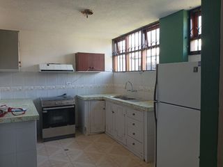 Foto 18 de CASA INDEPENDIENTE EN RENTA PARA EMPRESAS SECTOR BACKER NORTE DE QUITO