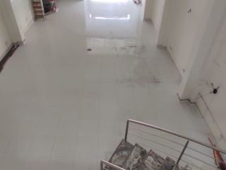 Foto 3 de Vendo Local Comercial de 470m2 En Av. Próceres De La Independencia Cerca A La Estación San Carlos. Sjl