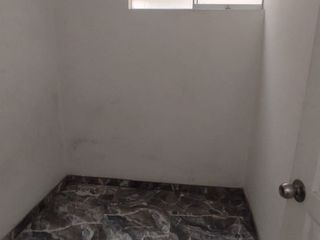Foto 6 de Vendo Local Comercial de 470m2 En Av. Próceres De La Independencia Cerca A La Estación San Carlos. Sjl
