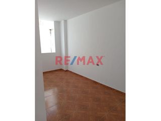 Foto 2 de ¡Imperdible! Venta De Casa Nueva De 02 Pisos (Base Para 3 Pisos + Azotea), En Condominio Sol De Chan Chan Altura Colegio Ramon Castilla