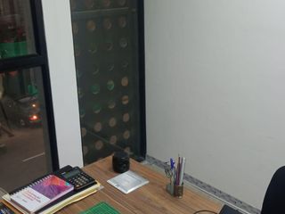Foto 4 de SE ALQUILA OFICINA EN AV AREQUIPA AMOBLADA