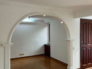Foto 3 de Oportunidad de Inversión - Casa Nivel 2 y 3 en VENTA - Robledo