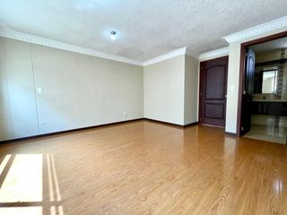 Foto 18 de CASA EN ARRIENDO - CONJUNTO CON SEGURIDAD 24/7 - 228 M2 PINAR ALTO