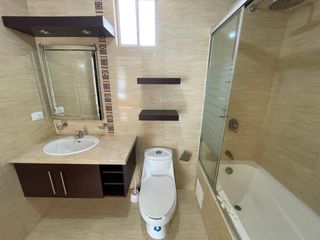 Foto 20 de CASA EN ARRIENDO - CONJUNTO CON SEGURIDAD 24/7 - 228 M2 PINAR ALTO