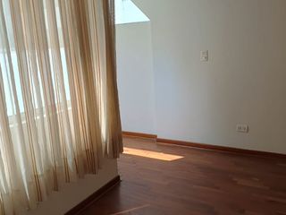 Foto 7 de Vendo Departamento Valle Hermoso Surco. Excelente Ubicación