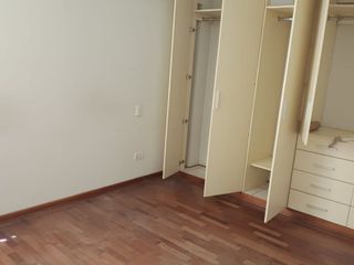 Foto 16 de Vendo Departamento Valle Hermoso Surco. Excelente Ubicación