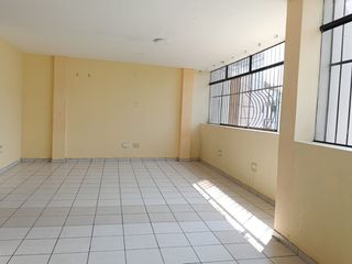 Foto 5 de SE ALQUILA CASA TERCER Y CUARTO PISO