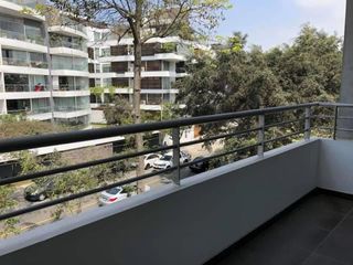 Foto 7 de VENDO AMPLIO E ILUMINADO DEPARTAMENTO - 4 DOR. - 2 COCHERAS - AT. 210 m² - U$ 340,000