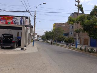 Foto 8 de Alquiler Casa Comercial En Plena Avenida Principal en Carabayllo