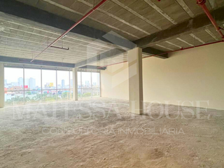 Foto 8 de ¡SE ALQUILA O VENDE! EXCELENTE OFICINAS EN GRIS, CENTRICO, SAN ISIDRO