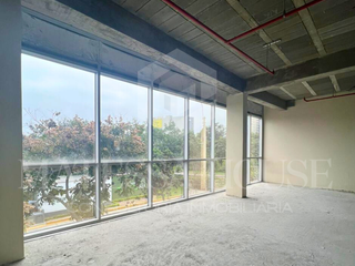 Foto 13 de ¡SE ALQUILA O VENDE! EXCELENTE OFICINAS EN GRIS, CENTRICO, SAN ISIDRO