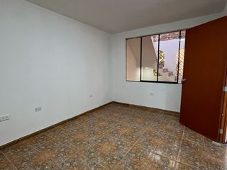 Foto 11 de AMPLIA CASA EN VENTA - SAN JUAN DE MIRAFLORES