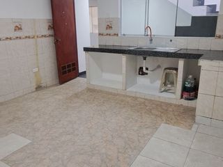 Foto 7 de AMPLIA CASA EN VENTA - SAN JUAN DE MIRAFLORES