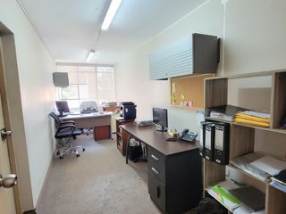 Foto 14 de Alquiler de Casa como Oficina de 2 pisos en Jesús María !!