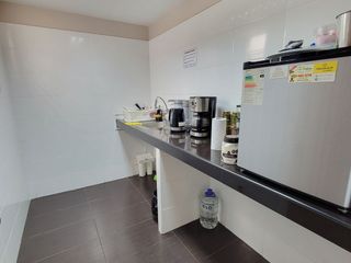 Foto 16 de Alquiler de Casa como Oficina de 2 pisos en Jesús María !!