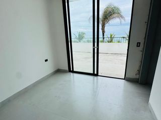 Foto 19 de Departamento dúplex de 2 habitaciones frente al mar para estrenar