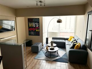 Foto 3 de Dúplex Amoblado un Dormitorio 70m2 Cochera y Vista a la Calle en Alquiler en Miraflores