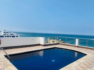 Foto 4 de Apartamento Frente Al Mar de Oportunidad!