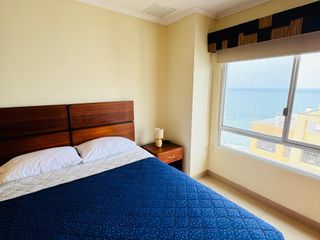 Foto 6 de Apartamento Frente Al Mar de Oportunidad!