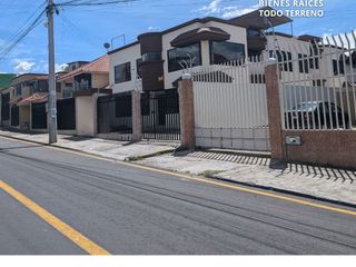 Foto 4 de CASA DE VENTA SECTOR HUACHI CHICO