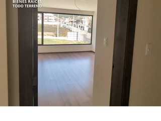 Foto 4 de CASA EN CONJUNTO HUACHI CHICO AMBATO