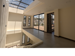 Foto 7 de CASA EN CONJUNTO HUACHI CHICO AMBATO