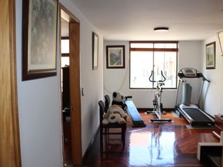Foto 9 de VENDO CASA REMODELADA CEDRITOS 206 M2 BOGOTÁ